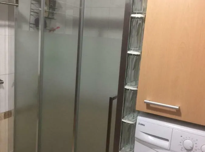 Appartement Piso 20 *